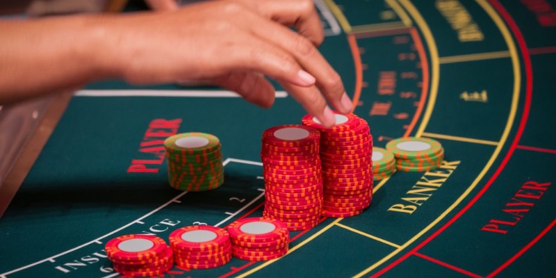 Cách chơi Baccarat hiệu quả từ công thức gấp thếp